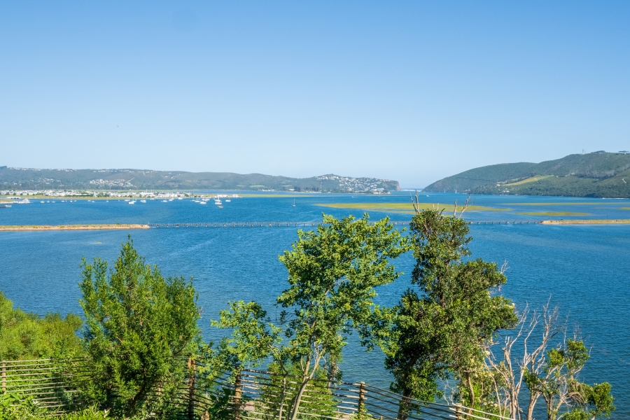 5 Bedroom Property for Sale in Paradise Western Cape